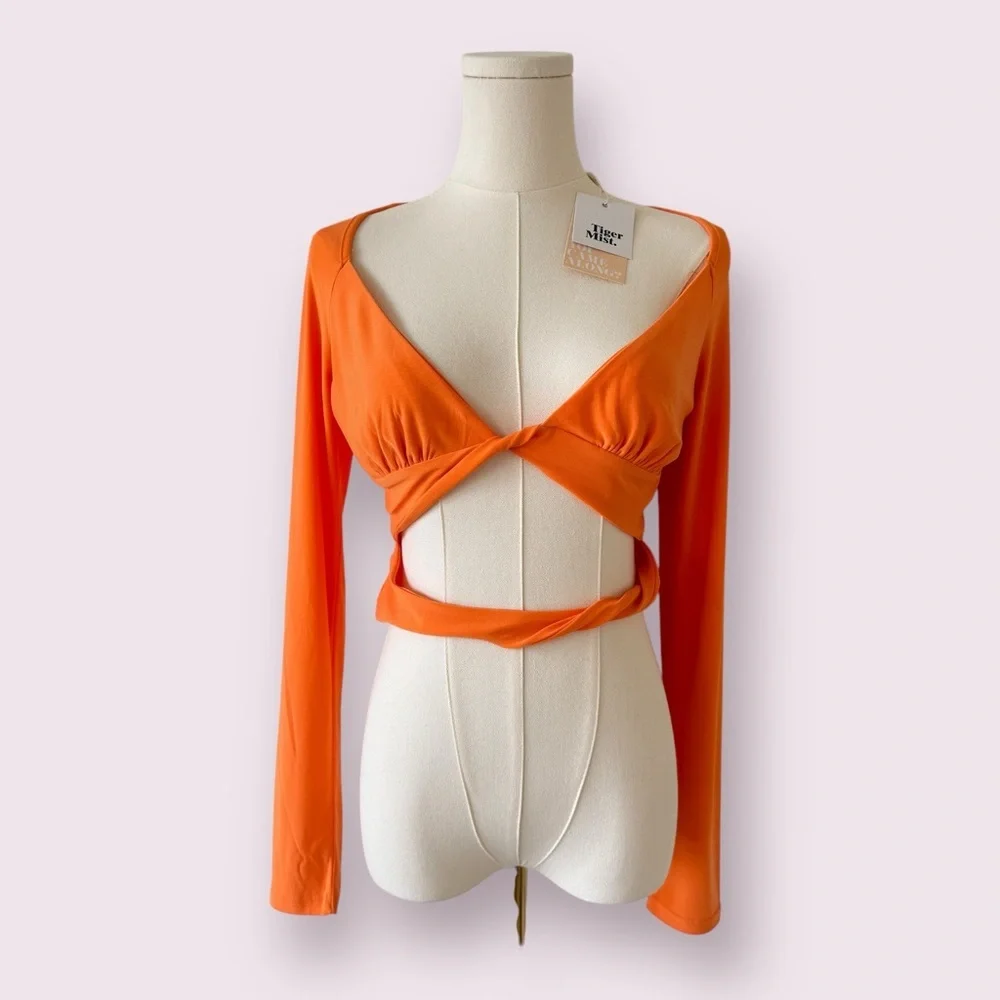 NWT Tiger Mist Orange Percy Crop Top Apricot Medium - Picture 2 of 3